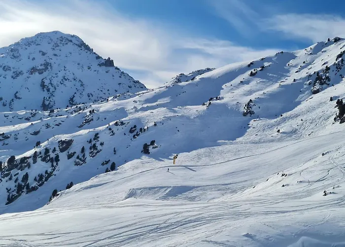 A Quiet Place Apartment *